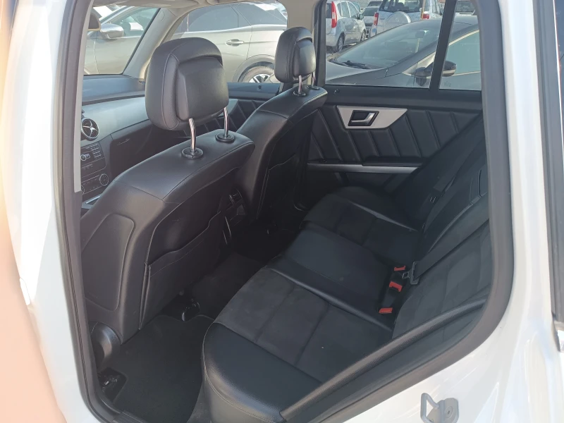 Mercedes-Benz GLK 220cdi/AMG/4matic/panorama/LED/, снимка 11 - Автомобили и джипове - 50712293