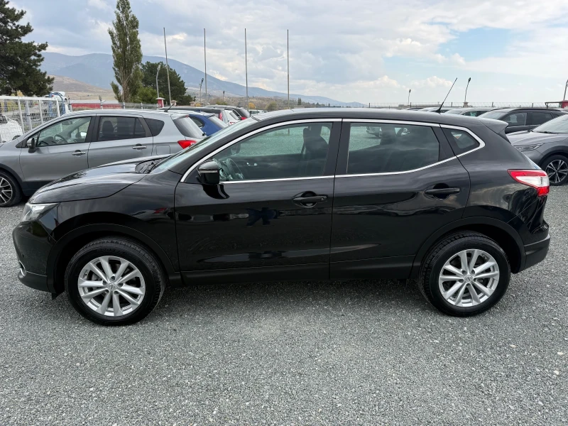 Nissan Qashqai (KATO НОВА), снимка 10 - Автомобили и джипове - 51910003