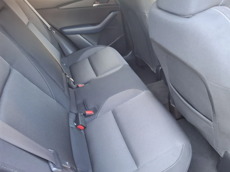 Mazda CX-30 2.0Hybrid Executiv, снимка 11 - Автомобили и джипове - 52154214