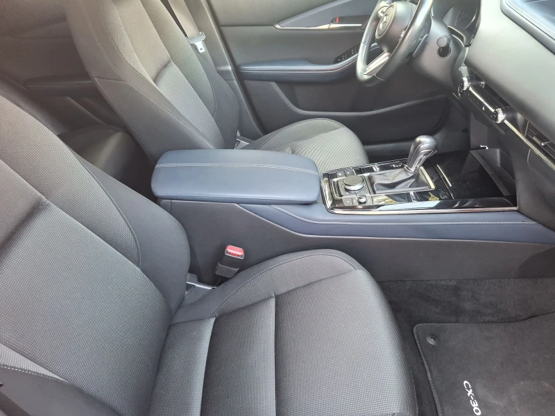 Mazda CX-30 2.0Hybrid Executiv, снимка 12 - Автомобили и джипове - 52154214