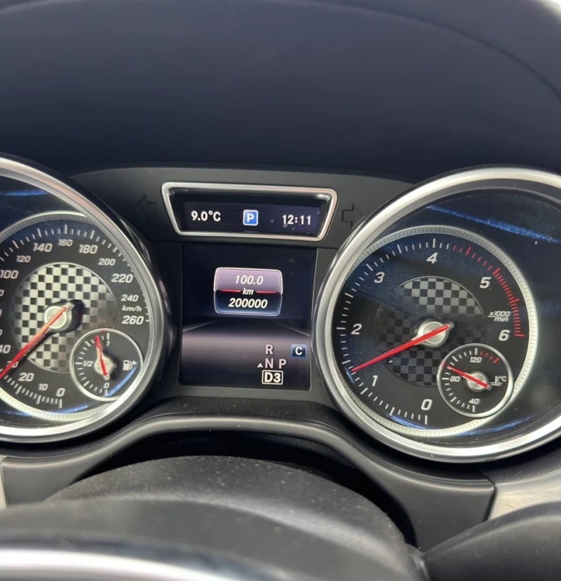 Mercedes-Benz GLE 350, снимка 8 - Автомобили и джипове - 53335773