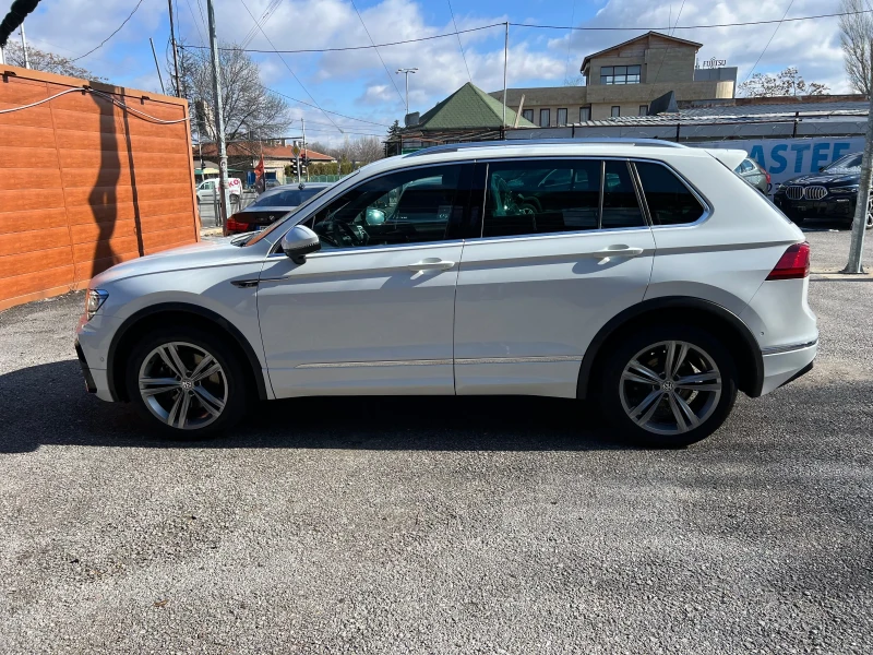 VW Tiguan 2.0 i 4 Motion R-Line Keyless Навигация Камера, снимка 8 - Автомобили и джипове - 53523949