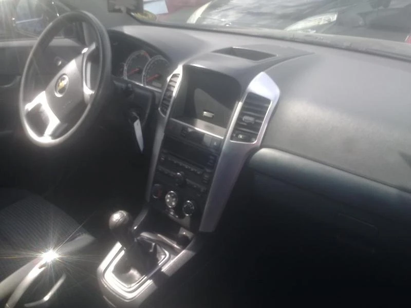 Chevrolet Captiva 2.0 TD, снимка 9 - Автомобили и джипове - 29421661