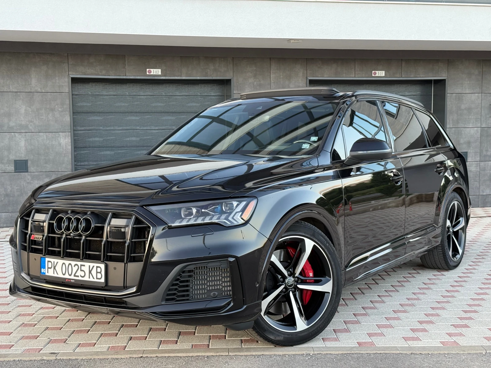 Audi SQ7 HEAD UP* MATRIX* PANORAMA* ACC* MASSAGE, снимка 1