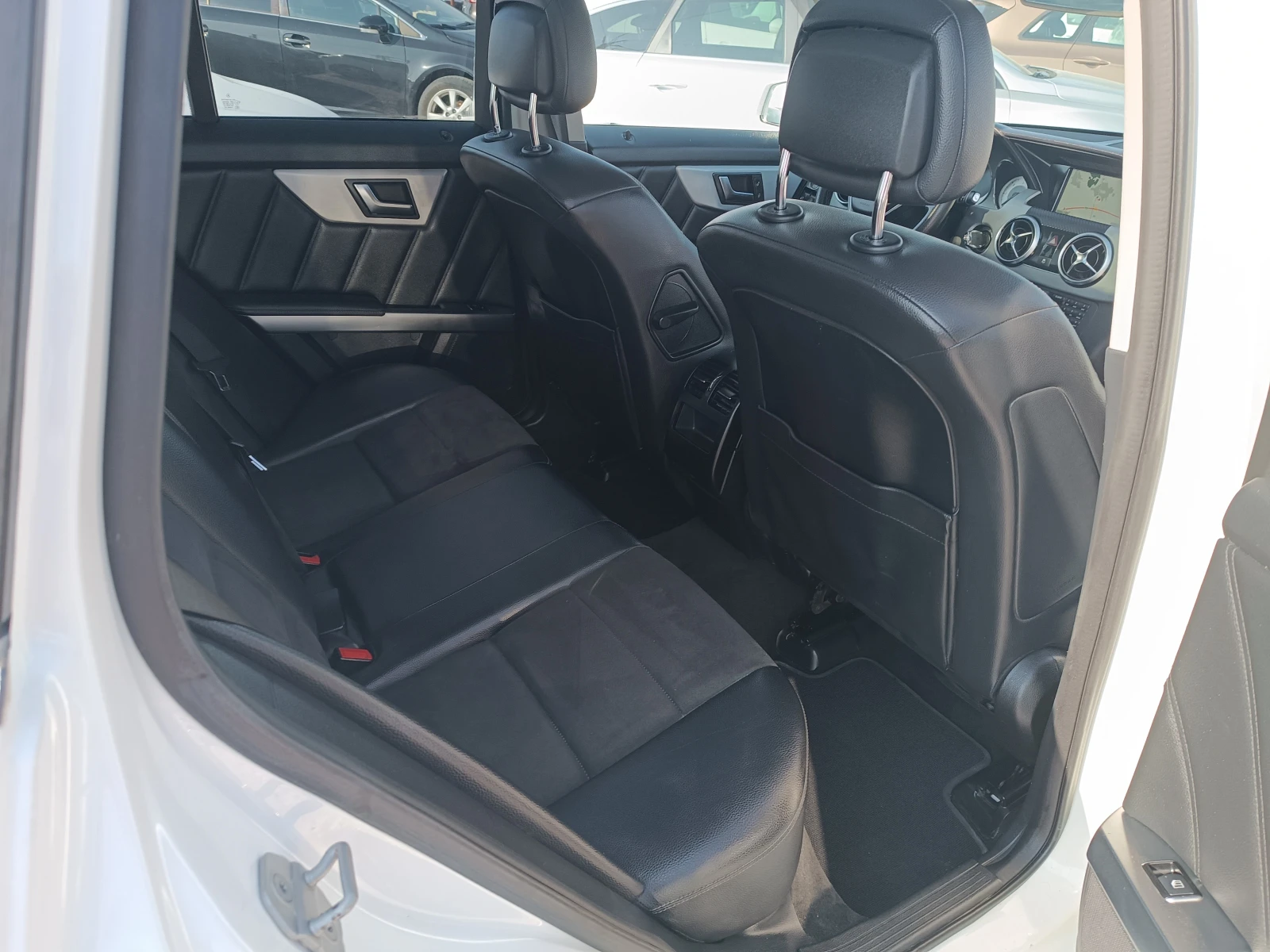 Mercedes-Benz GLK 220cdi/AMG/4matic/panorama/LED/ - изображение 7