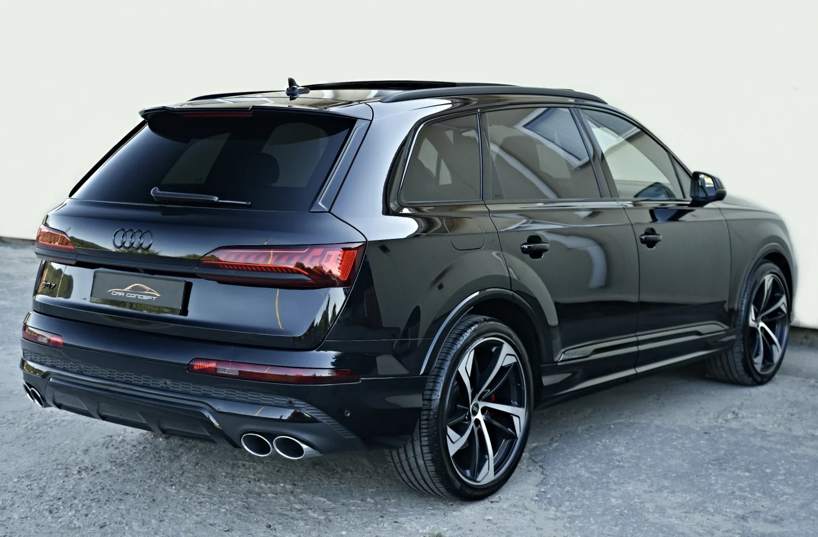 Audi SQ7 4.0 V8T MATRIX 22" PANO 360 RS EXCLUSIVE  FULL - изображение 4