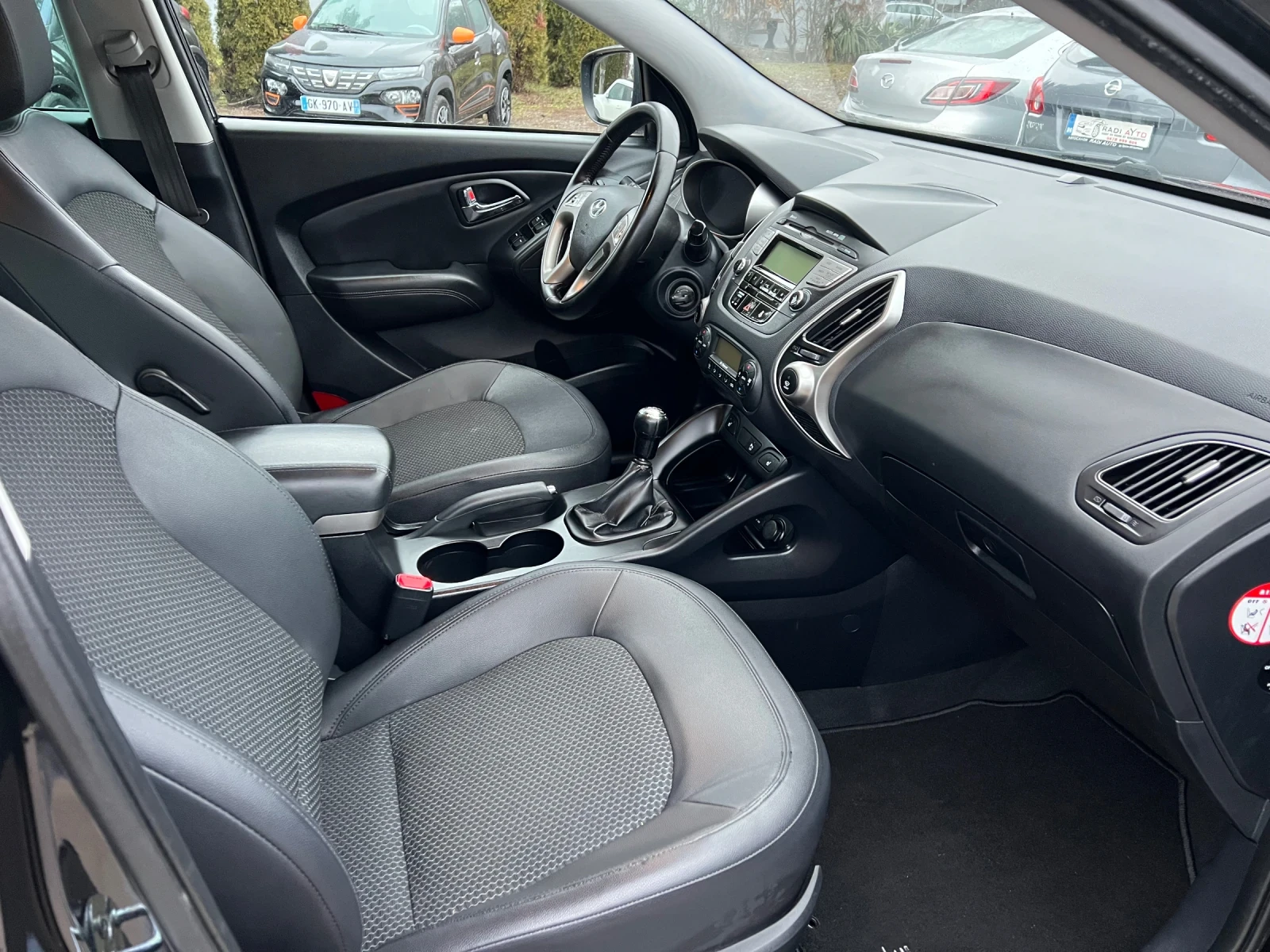 Hyundai IX35 2.0i 4�4 ��������� | Mobile.bg � ����������� 8