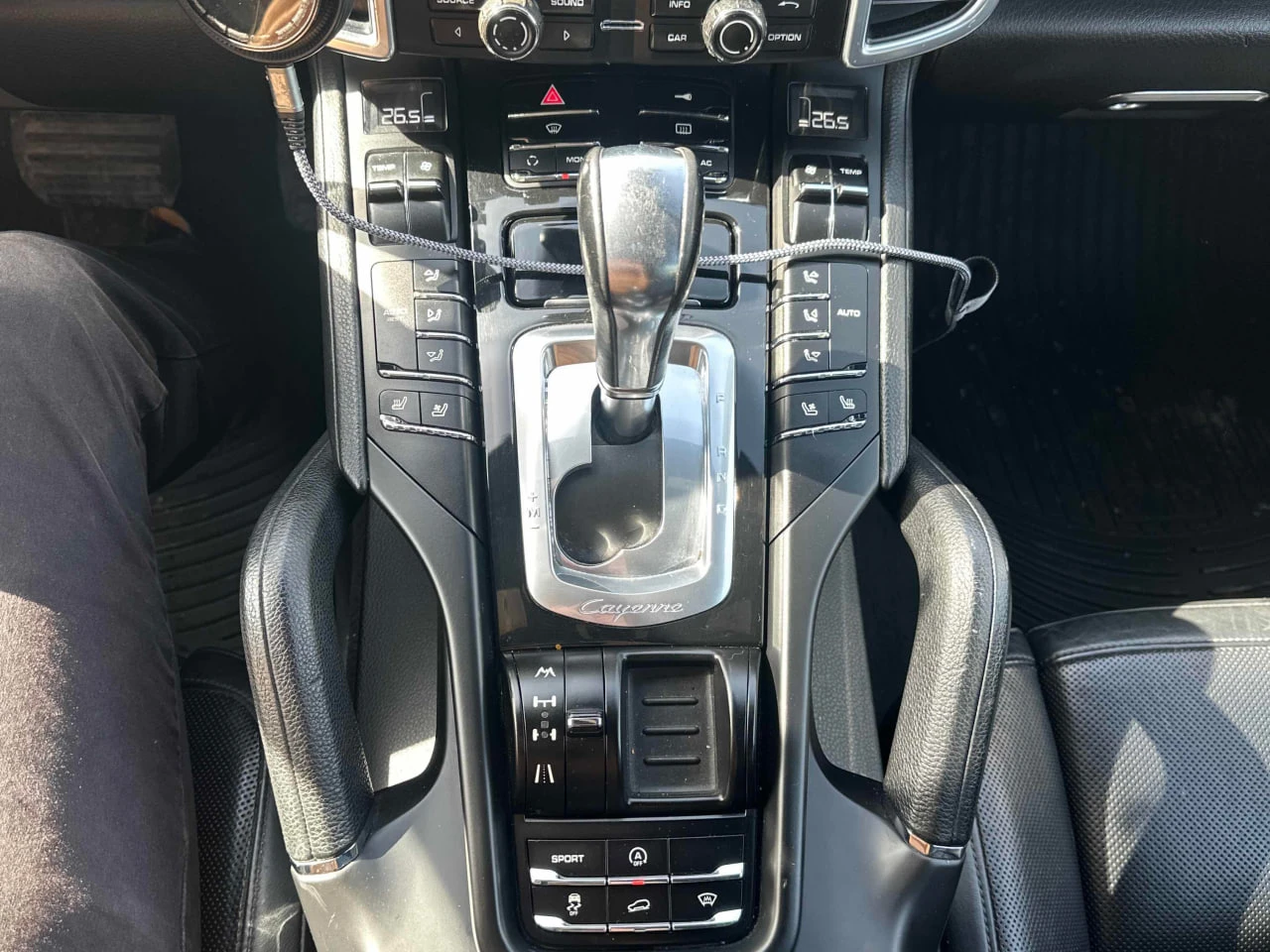 Porsche Cayenne * ПАНОРАМА* ПОДГРЕВ/ОБДУХВАНЕ* , снимка 10 - Автомобили и джипове - 53982912