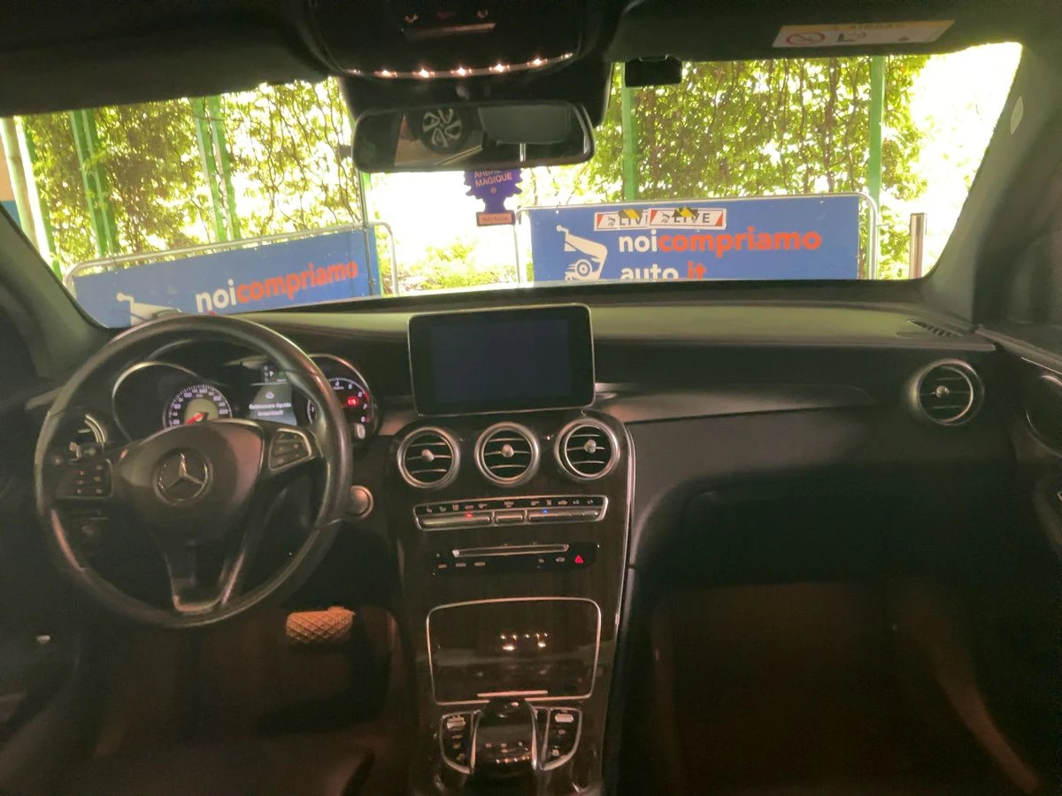 Mercedes-Benz GLC 350 350e 4Matic Premium Лизинг, снимка 11 - Автомобили и джипове - 54519124
