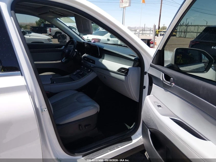Hyundai Palisade * ПАНО* KEYLESS* Camera* ПОДГРЕВ* , снимка 5 - Автомобили и джипове - 55398545