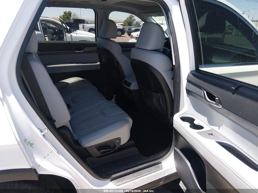 Hyundai Palisade * ПАНО* KEYLESS* Camera* ПОДГРЕВ* , снимка 8 - Автомобили и джипове - 55398545