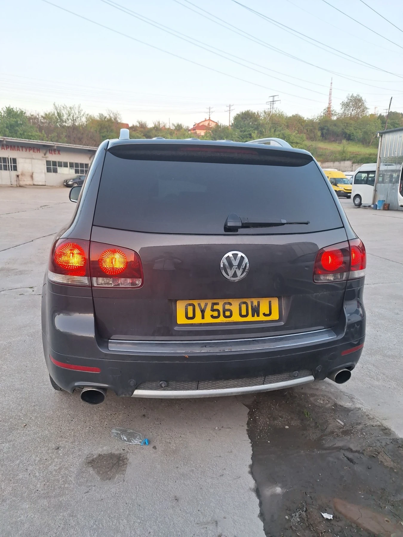 VW Touareg, снимка 2 - Автомобили и джипове - 56418127