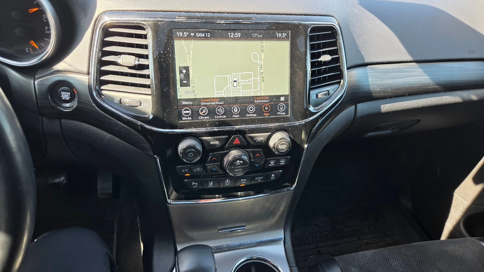 Jeep Grand cherokee * Altitude * DISTRONIC* ПОДГРЕВ* ПАНОРАМА* , снимка 9 - Автомобили и джипове - 56138776