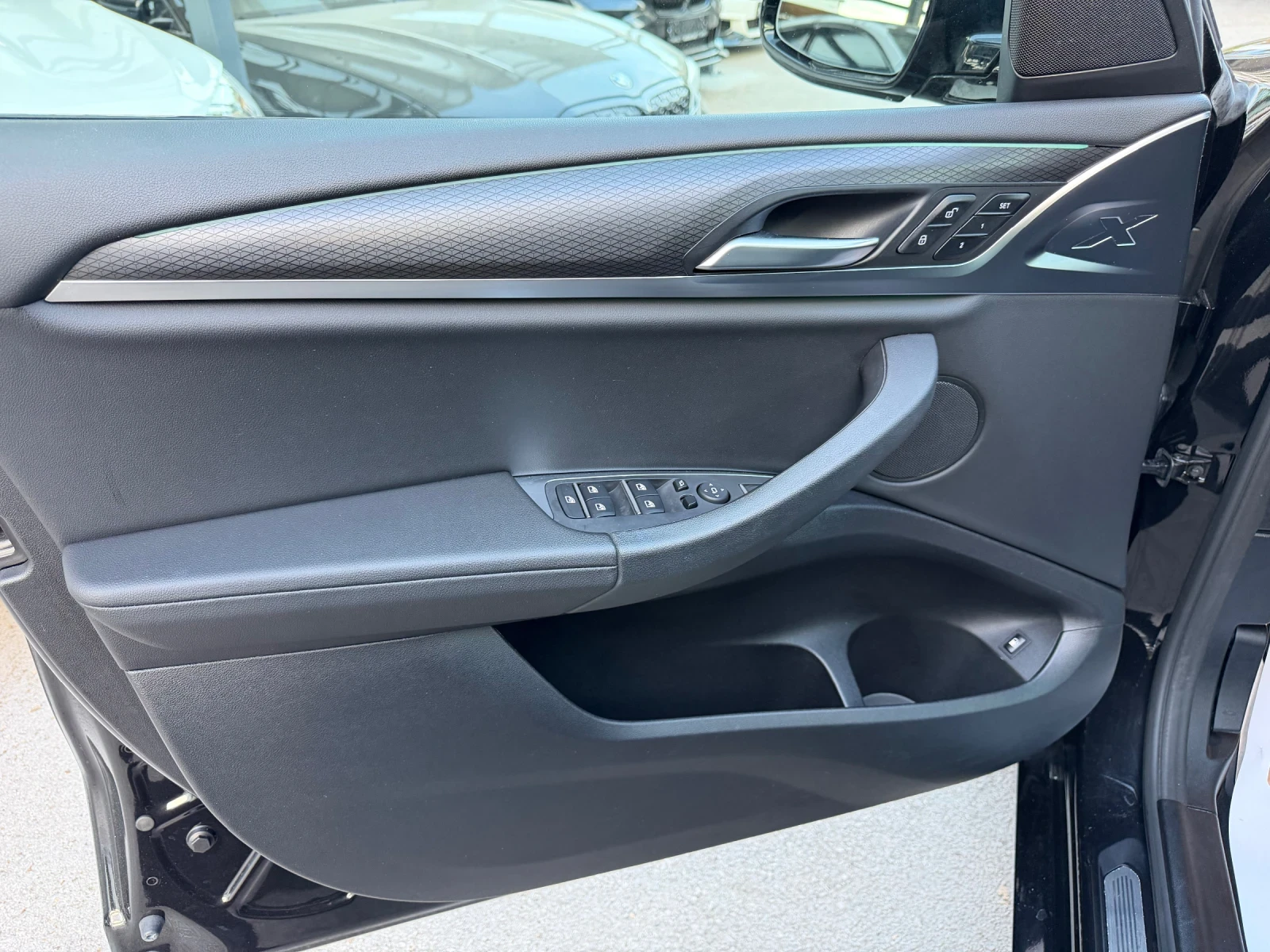 BMW X3 30e xDrive M-pack, снимка 16 - Автомобили и джипове - 56617991