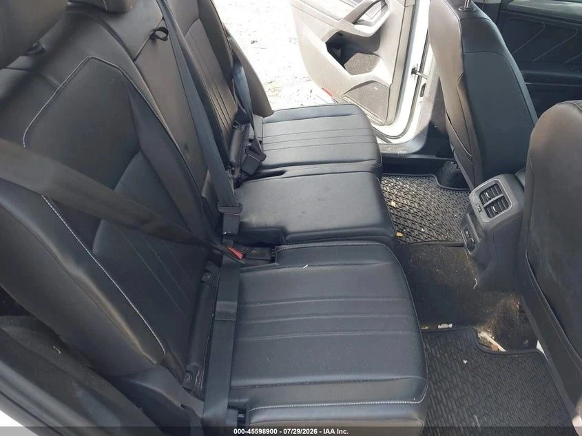 VW Tiguan, снимка 8 - Автомобили и джипове - 56723349
