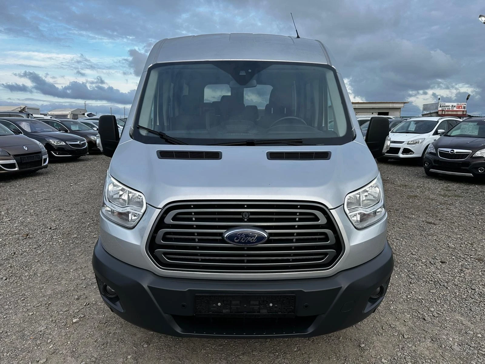 Ford Transit 2.0D Navi 9m 170ks - изображение 4