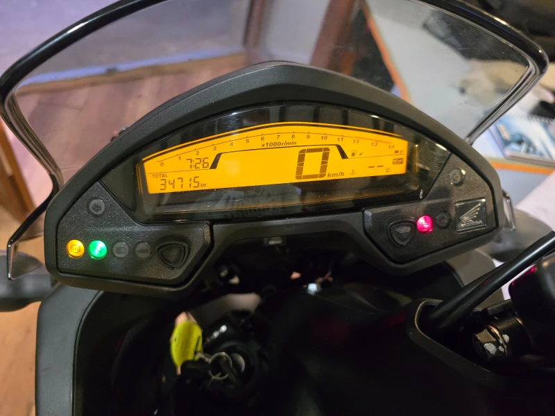 Honda Crossrunner 800i, снимка 6 - Мотоциклети и мототехника - 52313930