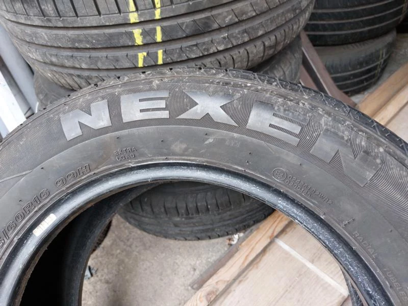 Гуми Летни 215/60R16, снимка 5 - Гуми и джанти - 36287574