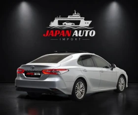 Toyota Camry 2.5 Бензин, снимка 2