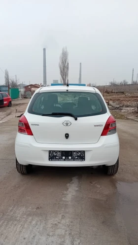 Toyota Yaris 1.0 Бензин, снимка 5