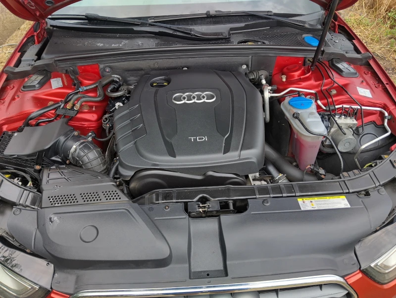 Audi A4 2.0TDI, снимка 6 - Автомобили и джипове - 47390586