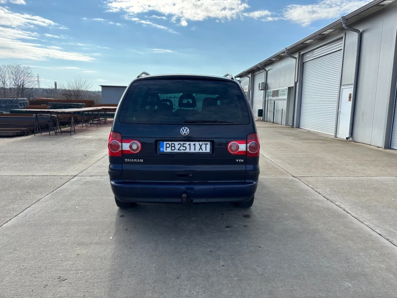 VW Sharan 1.9TDI 7местен, снимка 5 - Автомобили и джипове - 48432332