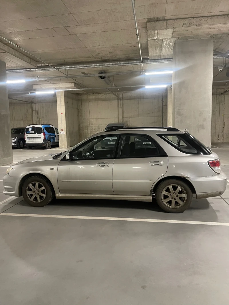 Subaru Impreza 1.5, снимка 8 - Автомобили и джипове - 48580977