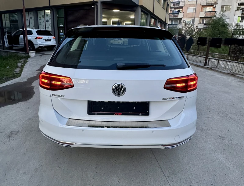 VW Passat R Line, снимка 4 - Автомобили и джипове - 51943755