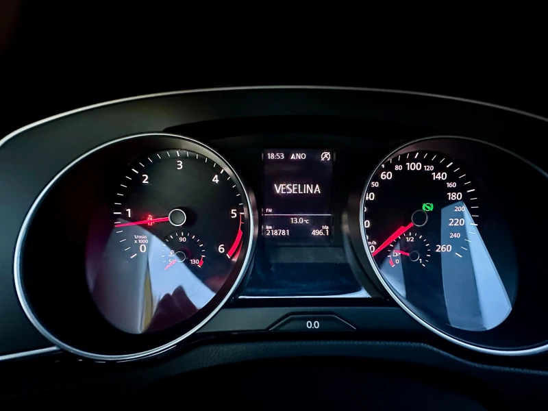 VW Passat R Line, снимка 10 - Автомобили и джипове - 51943755