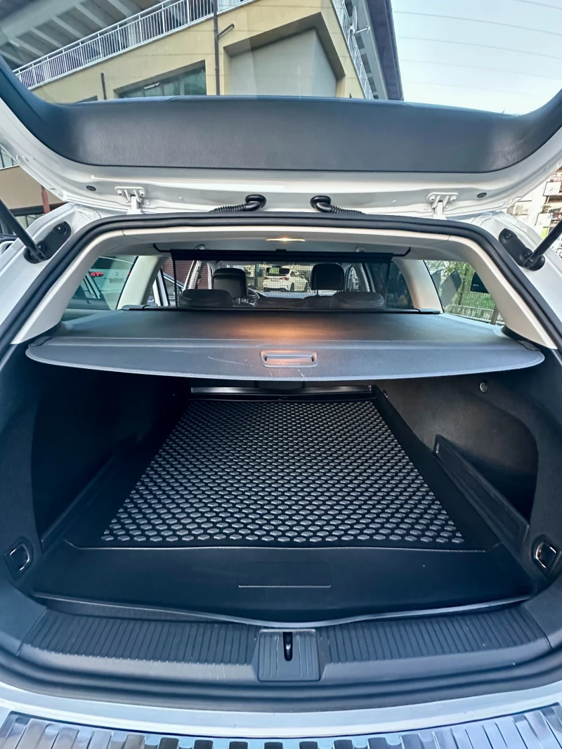 VW Passat R Line, снимка 7 - Автомобили и джипове - 51943755