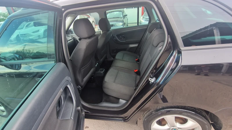 Skoda Fabia 1.2D//FACE/BELGIA VNOS/TOP/TOP, снимка 10 - Автомобили и джипове - 52199579