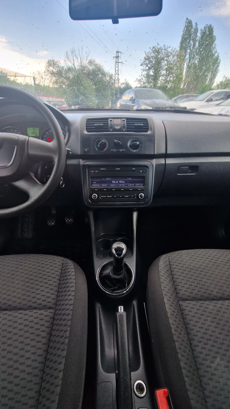Skoda Fabia 1.2D//FACE/BELGIA VNOS/TOP/TOP, снимка 6 - Автомобили и джипове - 52199579