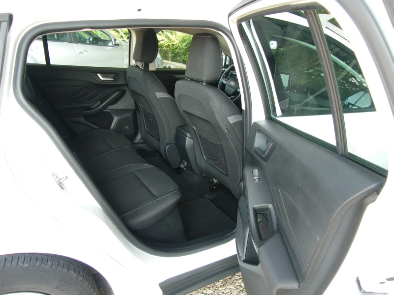 Ford Focus 1.5 TDCI, снимка 12 - Автомобили и джипове - 51250501