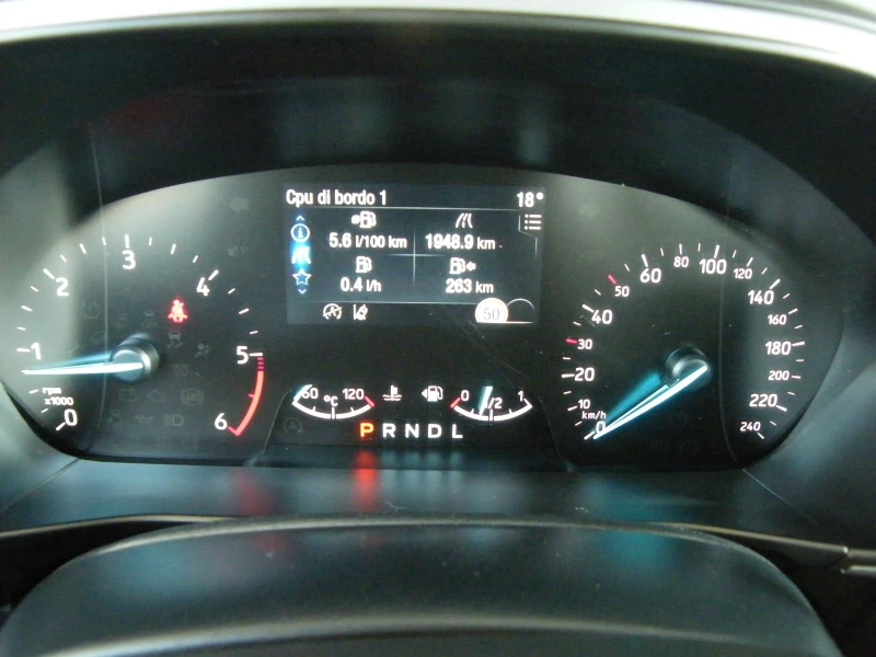 Ford Focus 1.5 TDCI, снимка 16 - Автомобили и джипове - 51250501