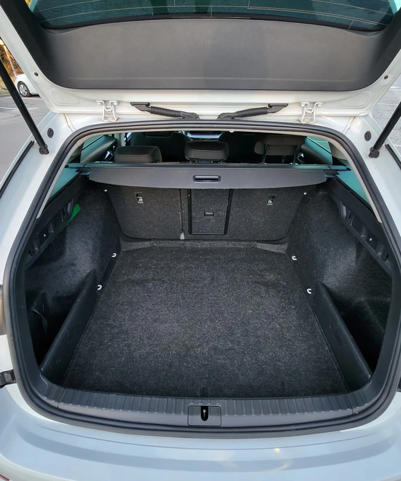 Skoda Octavia 2.0 TDI , снимка 12 - Автомобили и джипове - 52103093