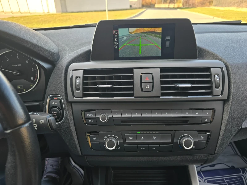 BMW 118 2.0TDI XDRYVE ШВЕЙЦАРИЯ , снимка 14 - Автомобили и джипове - 52688682