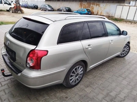 Toyota Avensis РЕНД - Над 700 Тойоти на части - изображение 2