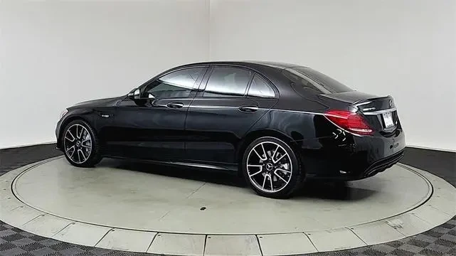 Mercedes-Benz C 43 AMG  - изображение 4