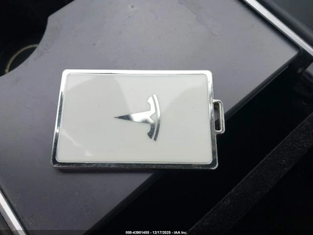 Tesla Model 3 LONG RANGE DUAL MOTOR AWD, снимка 14 - Автомобили и джипове - 53722900