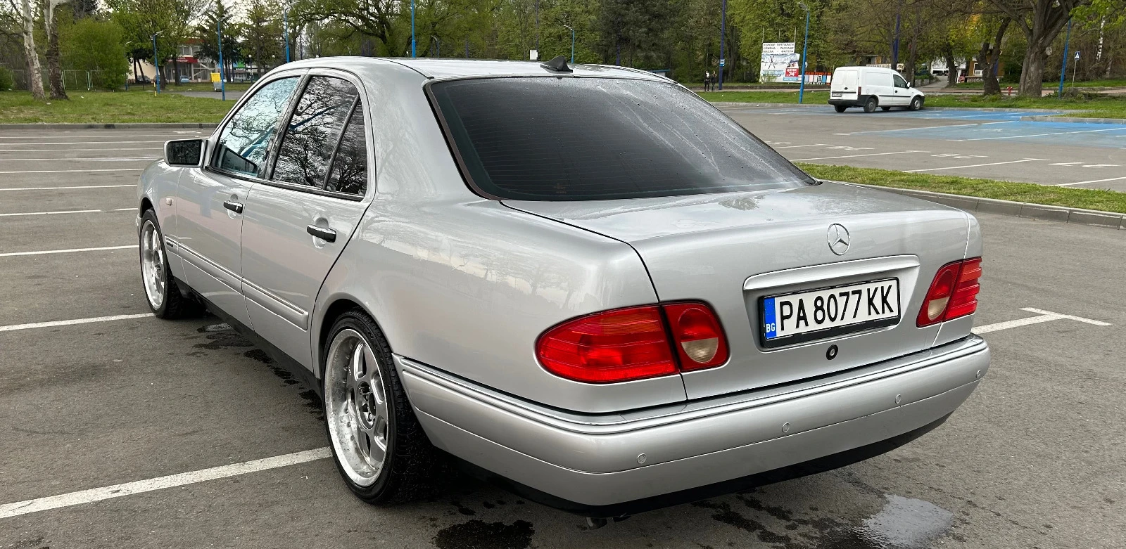 Mercedes-Benz E 280 Avantgarde LPG - изображение 5