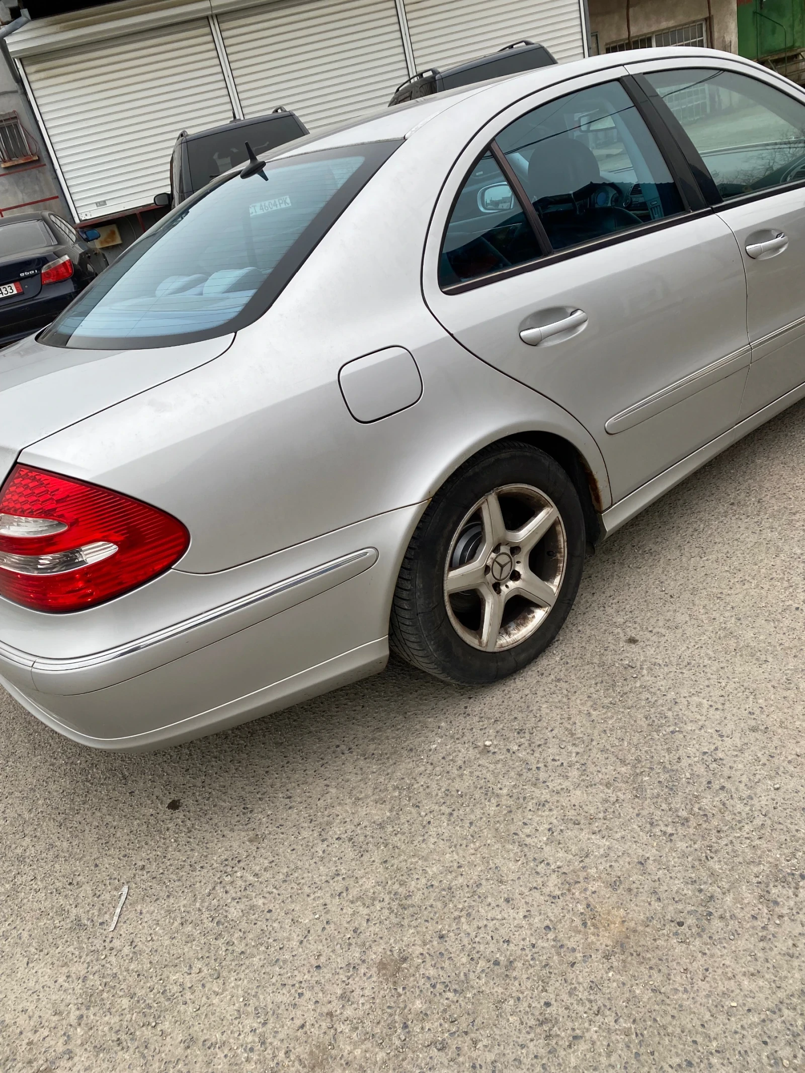 Mercedes-Benz E 260 2.6 I - изображение 5