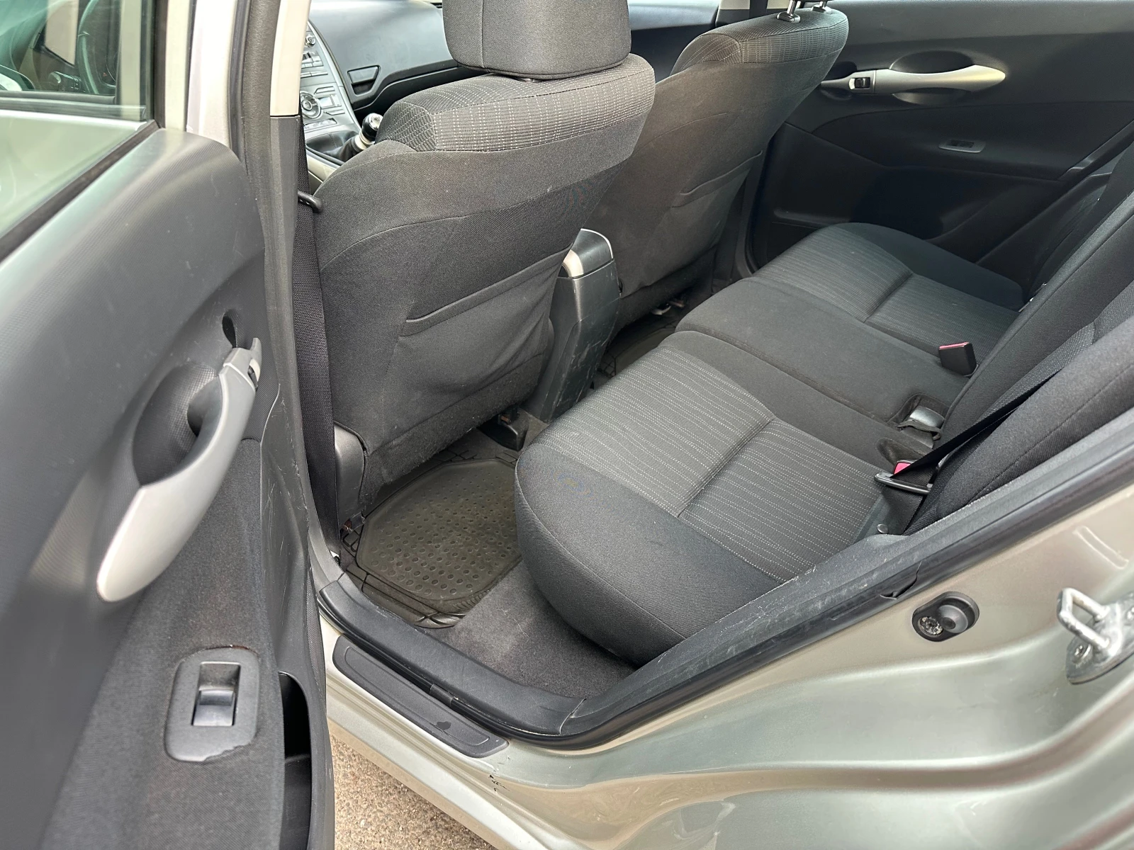 Toyota Auris 2.0 D4D, 6 скорости! - изображение 9