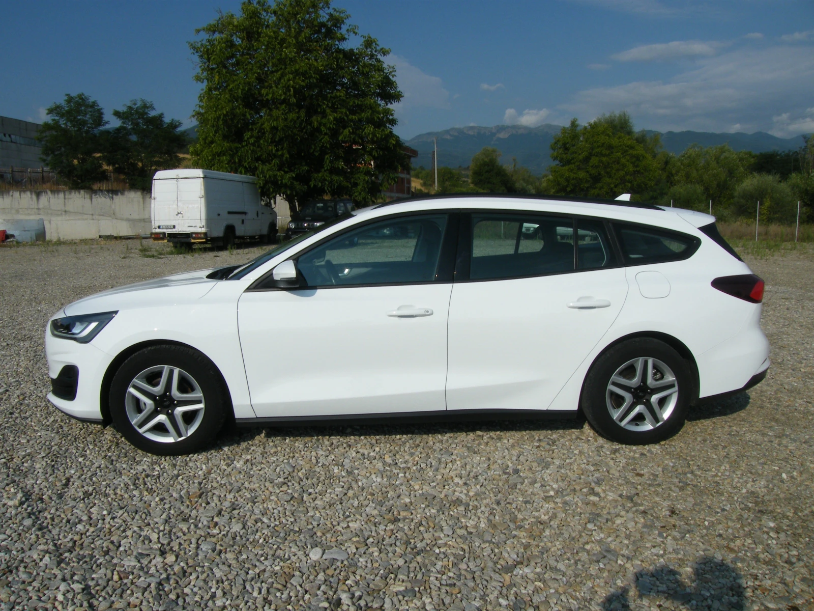 Ford Focus 1.5 TDCI - изображение 2
