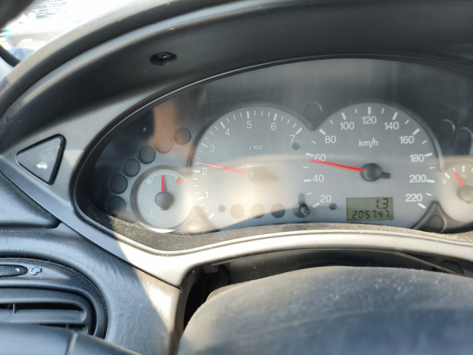 Ford Focus 1.6 газ-бензин - изображение 6
