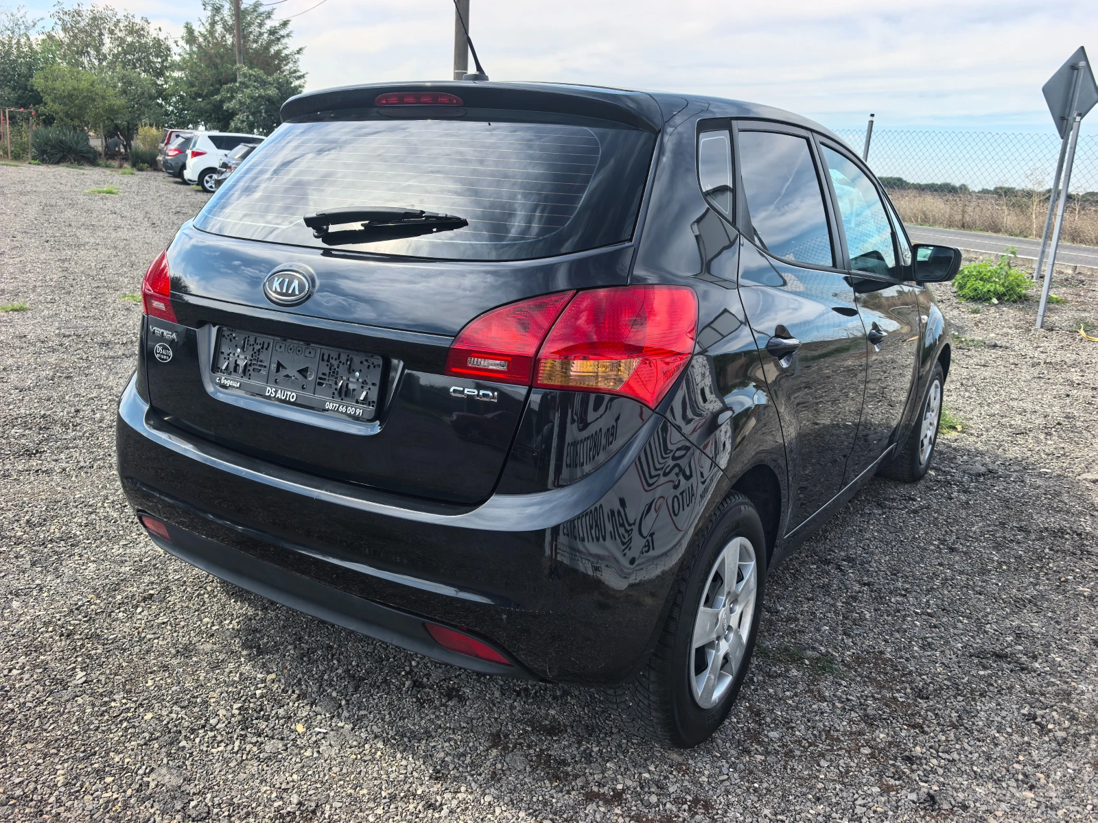 Kia Venga 1.4CRDI - изображение 5