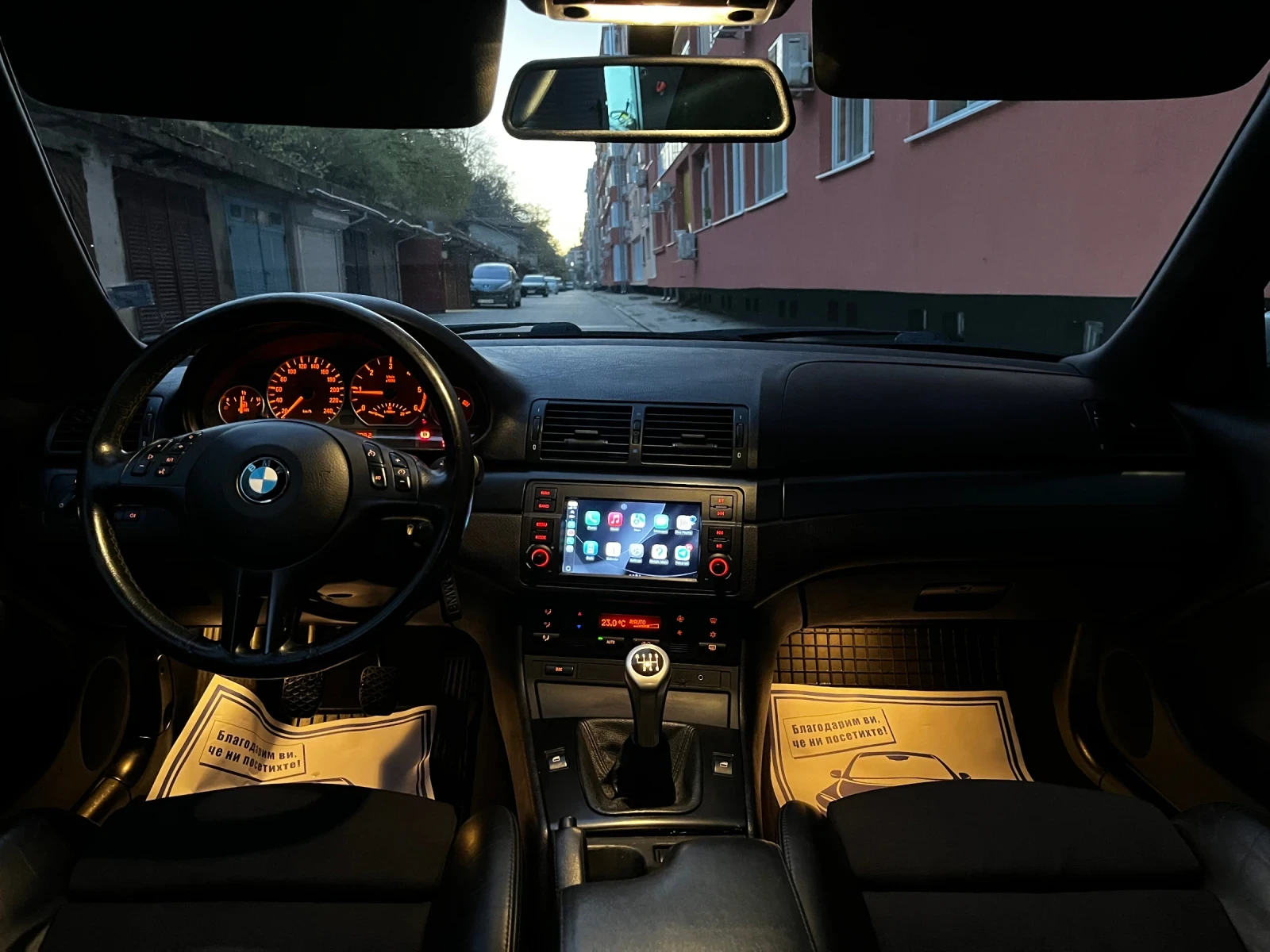 BMW 320 150 6скорости* NAVI* Carplay* RECARO*  - изображение 7