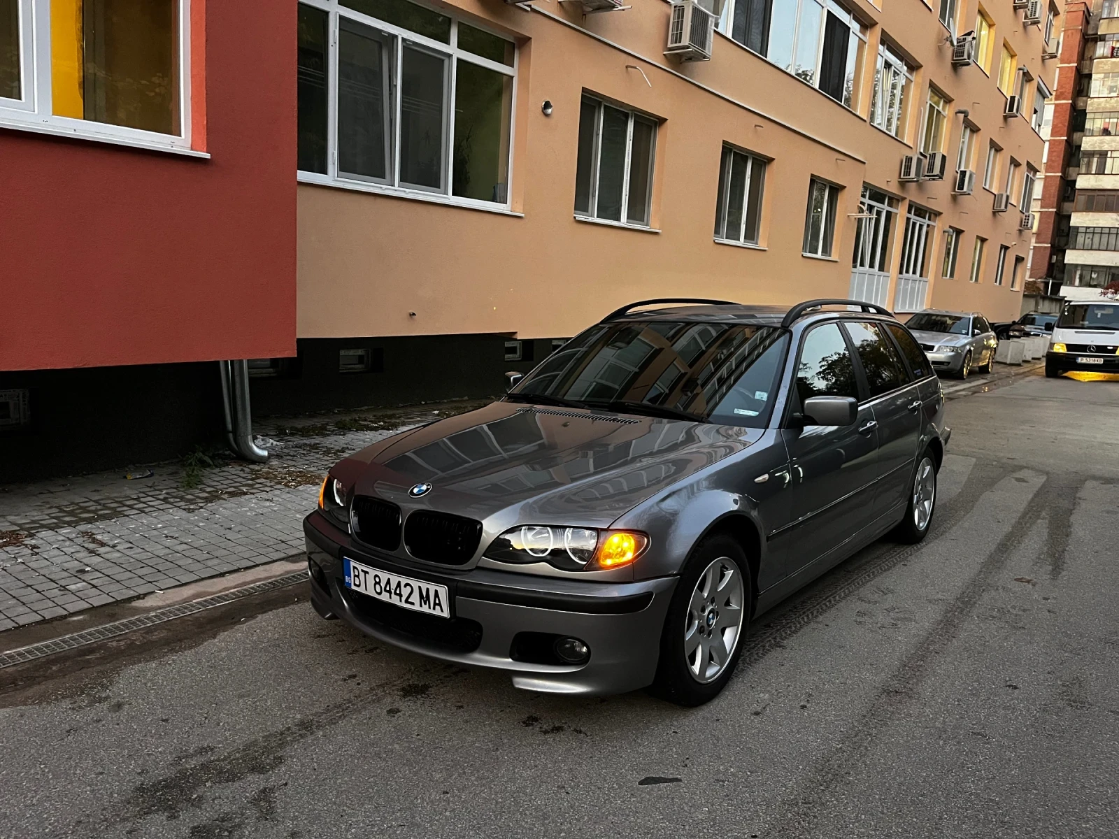 BMW 320 150 6* NAVI* Carplay* RECARO*  | Mobile.bg   1