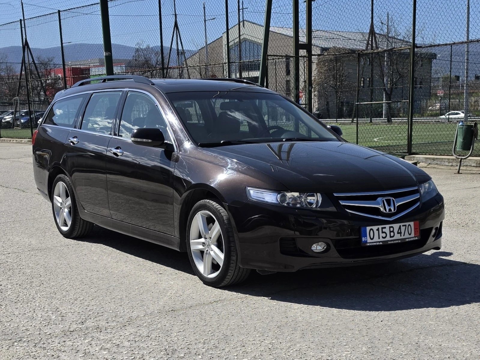 Honda Accord 2.4i-VTEC Пълна серв. история само в ХОНДА Цюрих, снимка 3 - Автомобили и джипове - 52490284