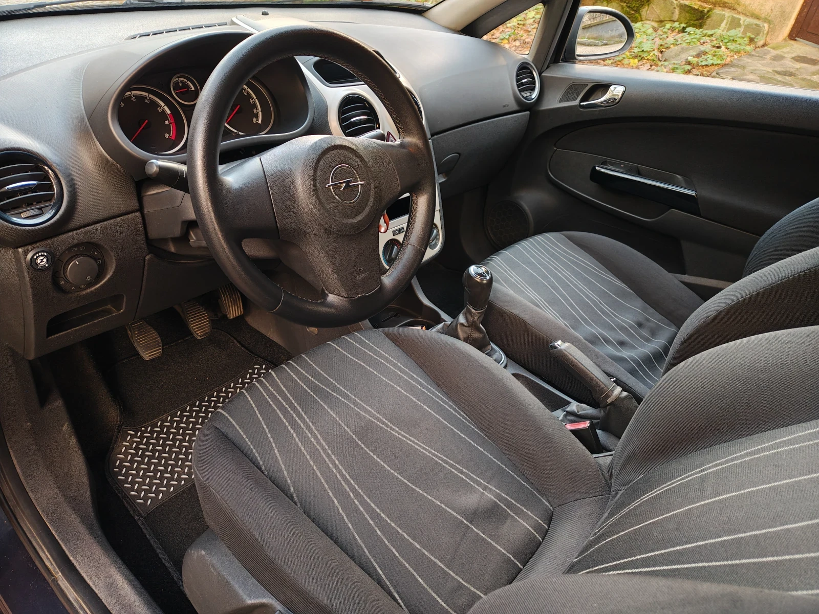 Opel Corsa Opel Corsa 1.2 80ps. LPG - изображение 5