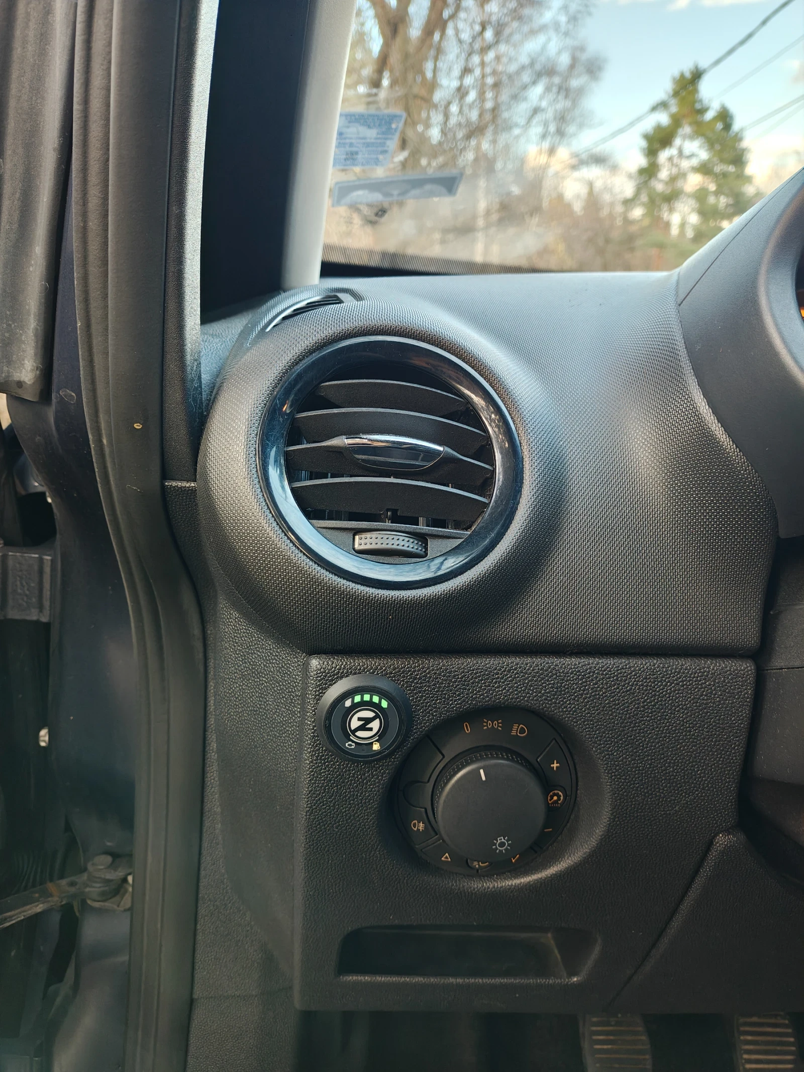 Opel Corsa Opel Corsa 1.2 80ps. LPG - изображение 9